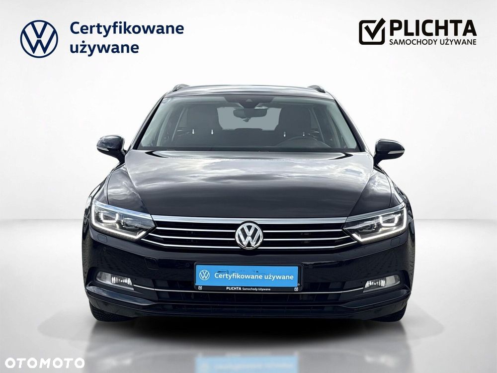 Volkswagen Passat - 9