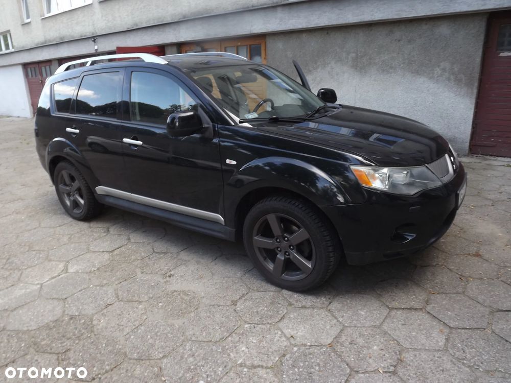 Mitsubishi Outlander 2.4 Instyle CVT - 3