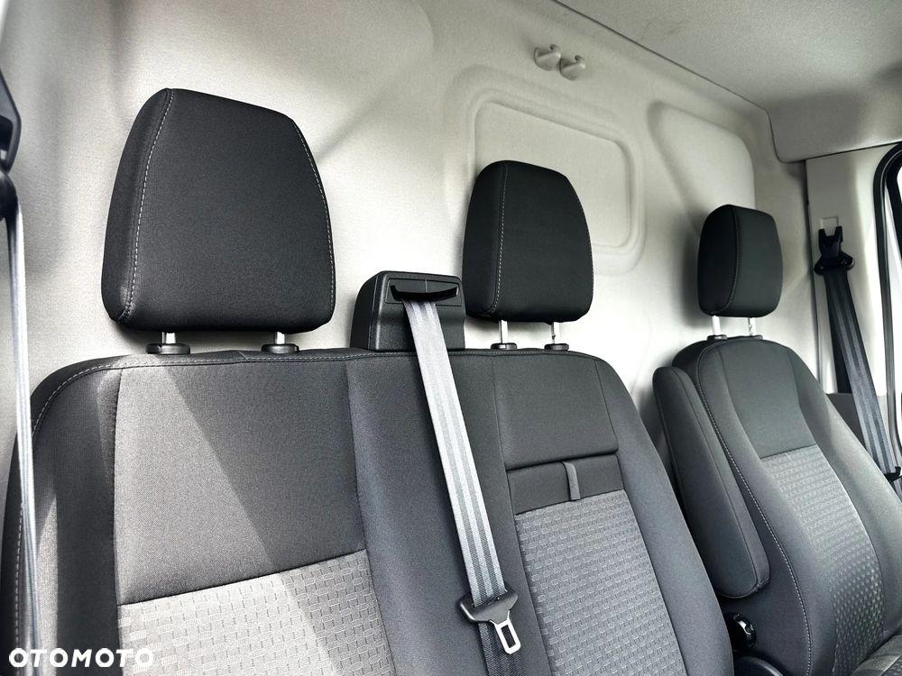 Ford transit - 26