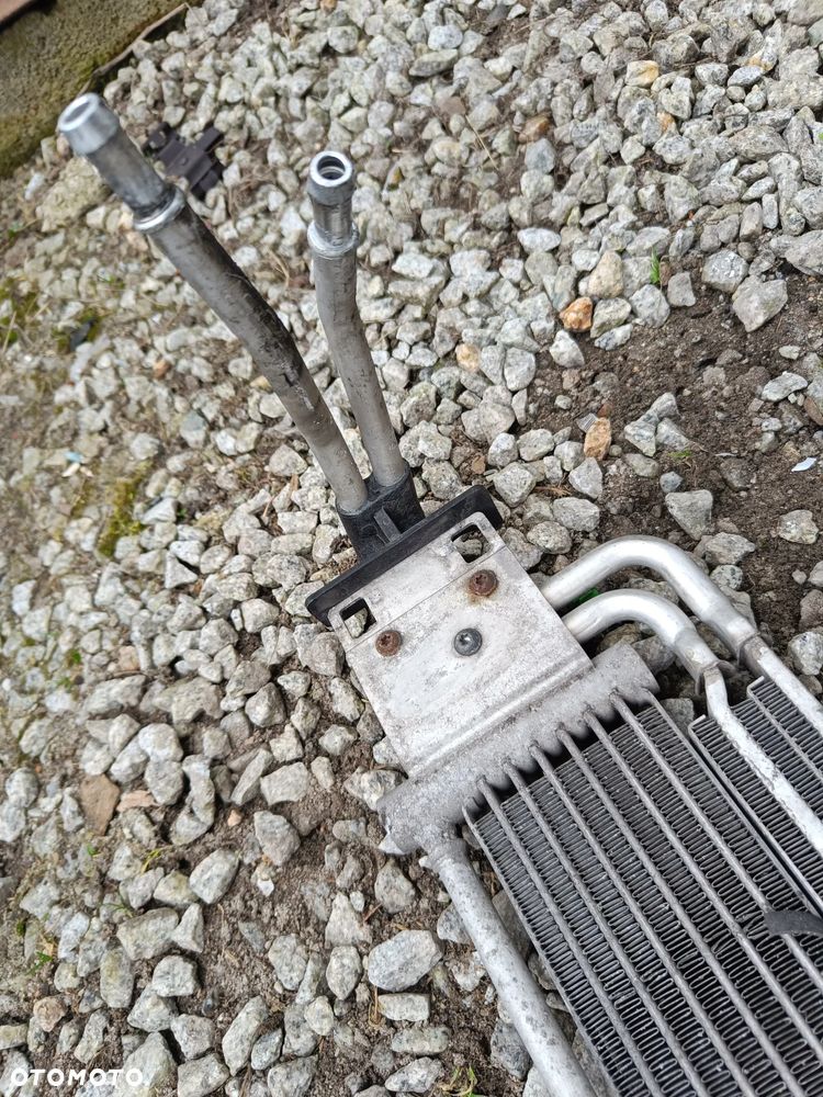 Mercedes W204 X204 GLK 3.0 V6 350 CDI Chłodnica Chłodniczka Oleju A2045001001 A0005010765 - 5