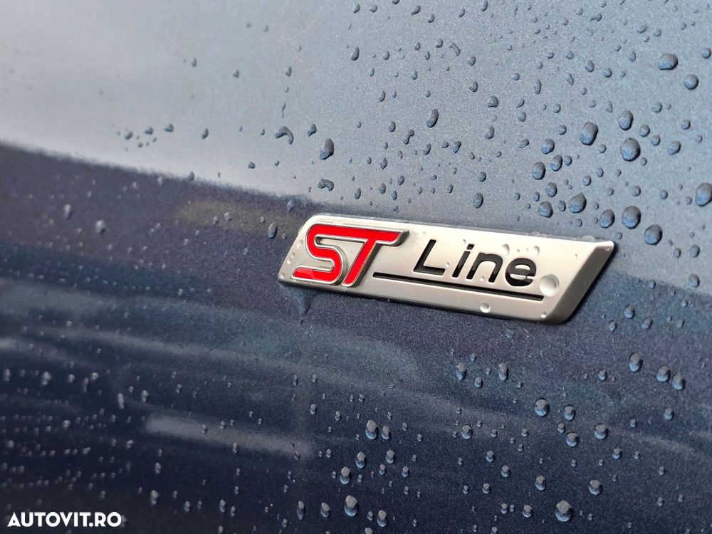 Ford Kuga 2.5 Duratec FHEV ST-LINE - 9