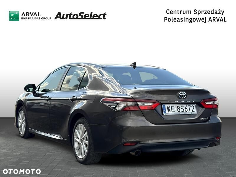 Toyota Camry 2.5 Hybrid Comfort CVT - 4