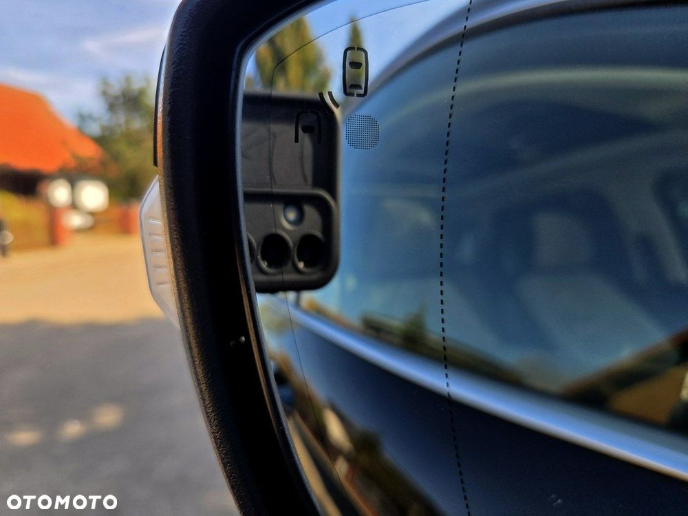 Ford Edge 2.0 TDCi Bi-Turbo 4x4 Titanium - 17