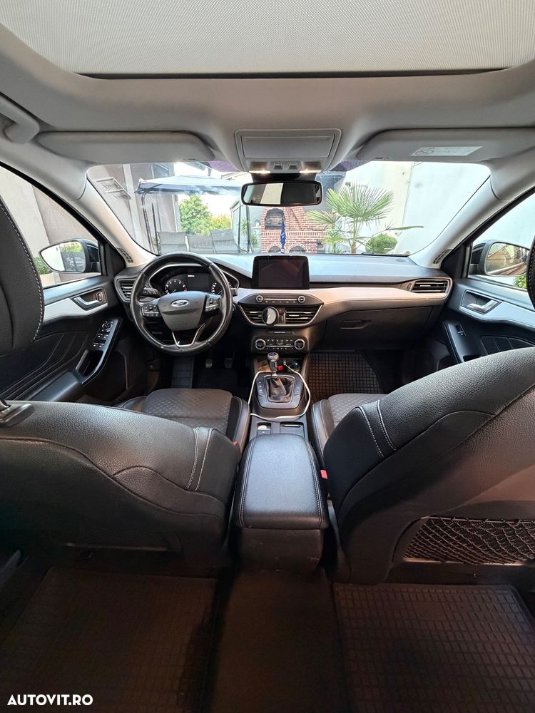 Ford Focus 1.0 EcoBoost Titanium Business - 8