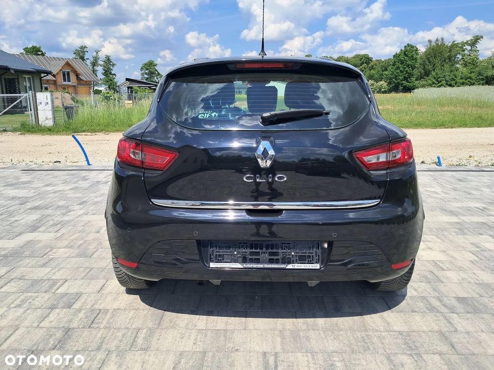 Renault Clio 1.2 16V 75 Business - 6