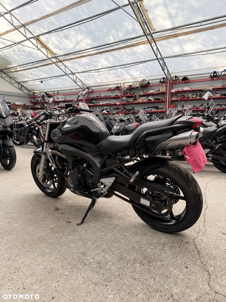 Yamaha FZ6 - 6