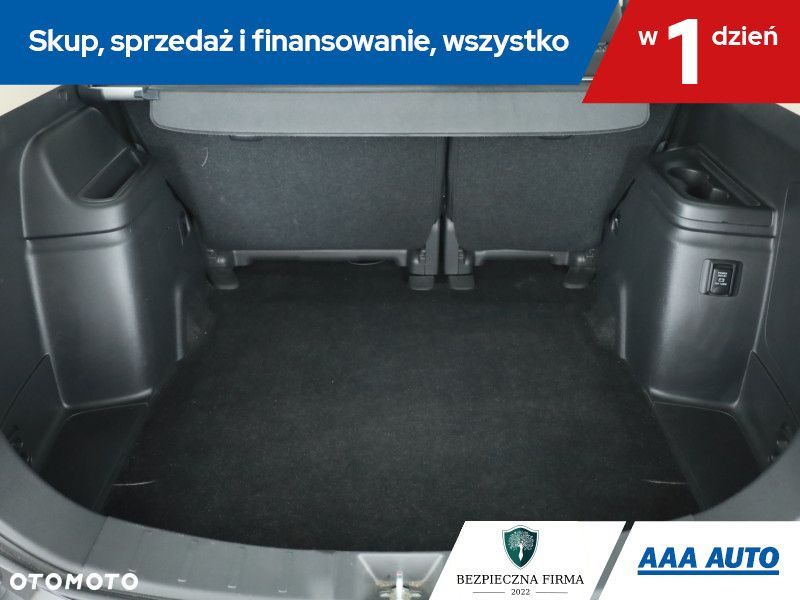 Mitsubishi Outlander - 18