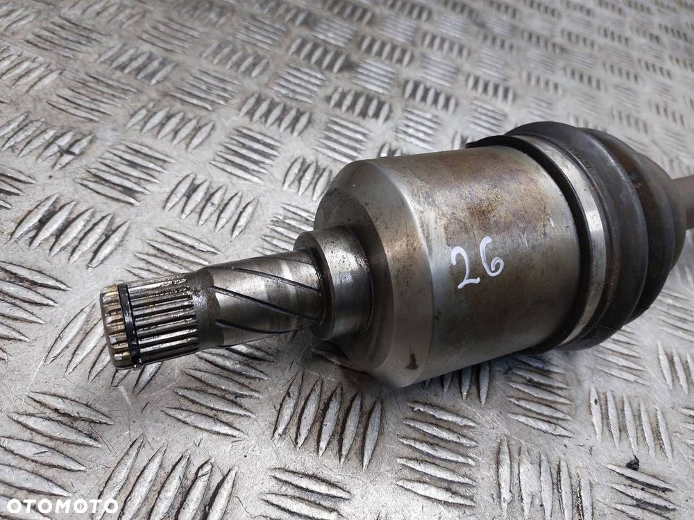 PÓŁOŚ LEWY PRZÓD LEWA VOLVO S40 II V50 I 2.4 20V - 6