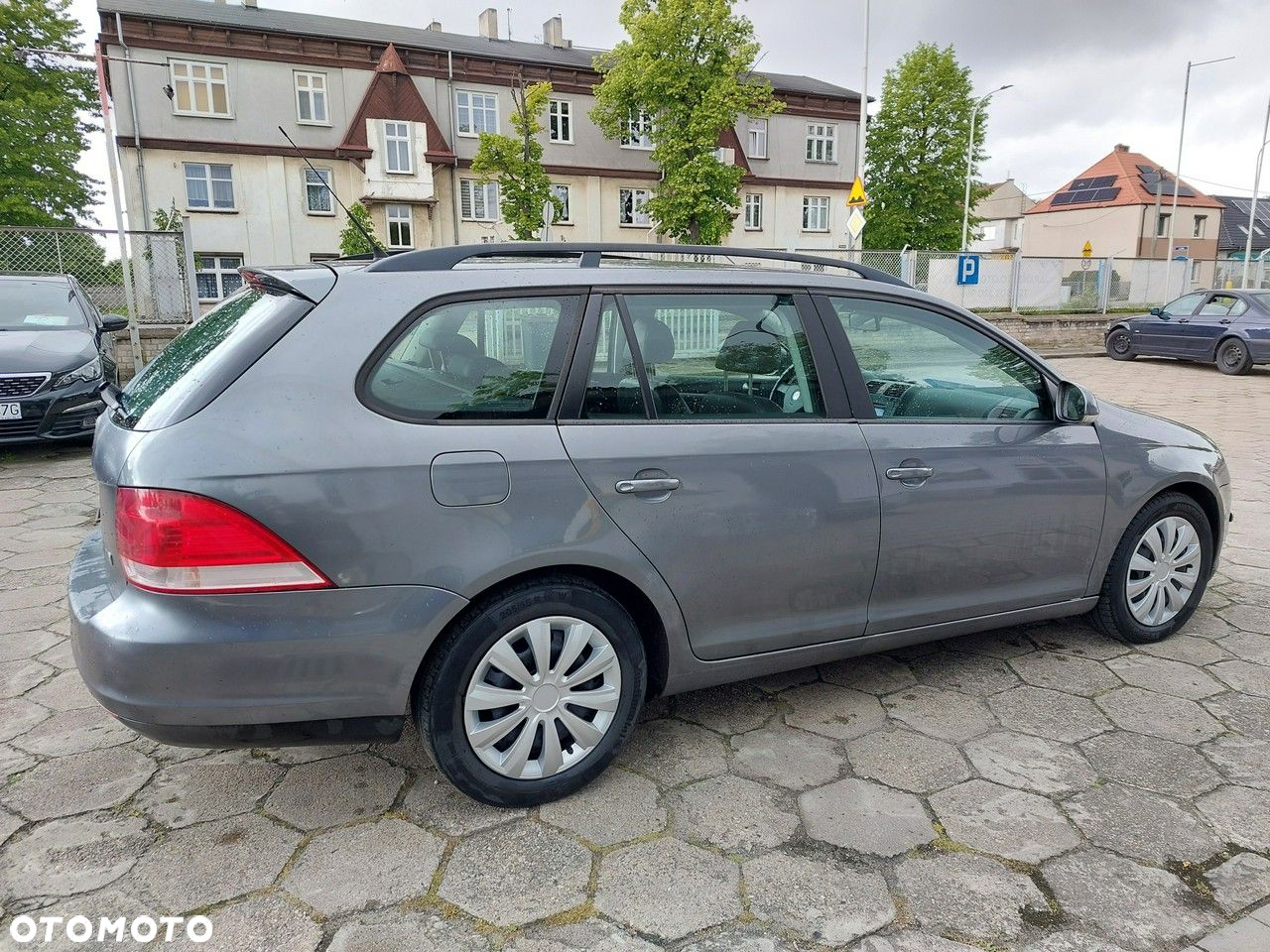 Volkswagen Golf - 9