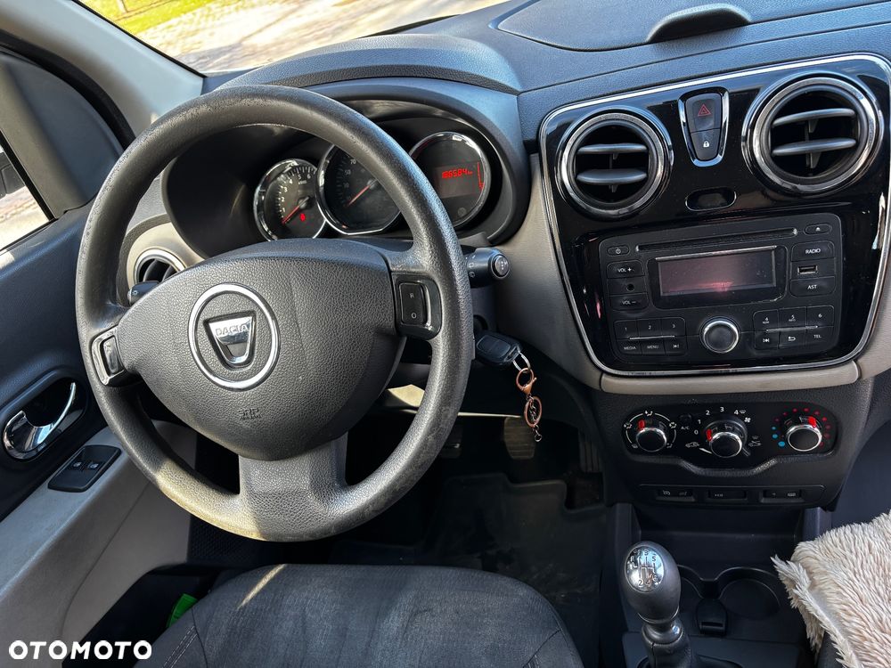Dacia Lodgy 1.5 dCi Stepway - 16