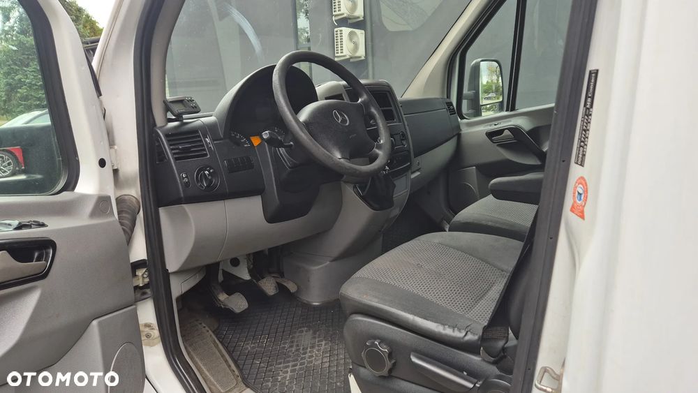 Mercedes-Benz SPRINTER - 9