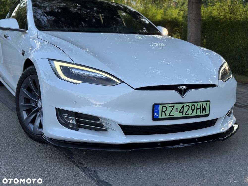 Tesla Model S Long Range Plus - 4