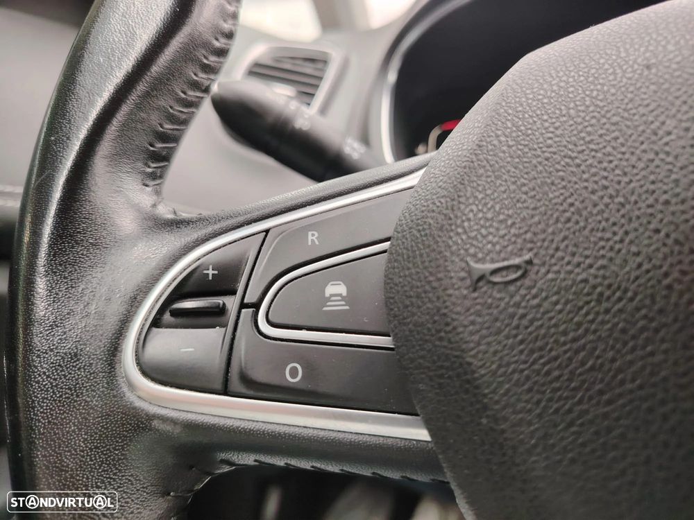 Renault Grand Scénic 1.6 dCi Bose Edition SS - 6