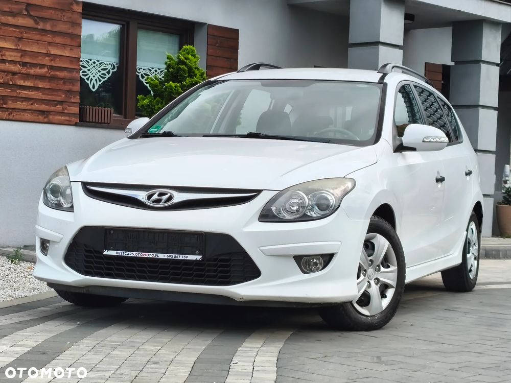 Hyundai i30 1.6 CRDi Classic + - 6