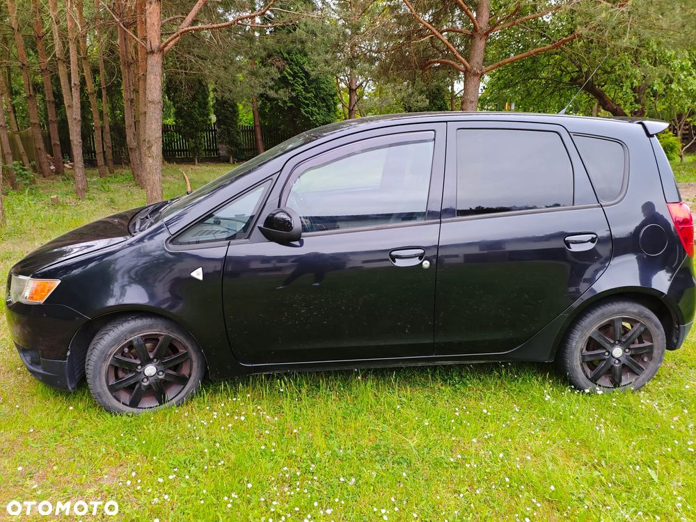 Mitsubishi Colt - 7