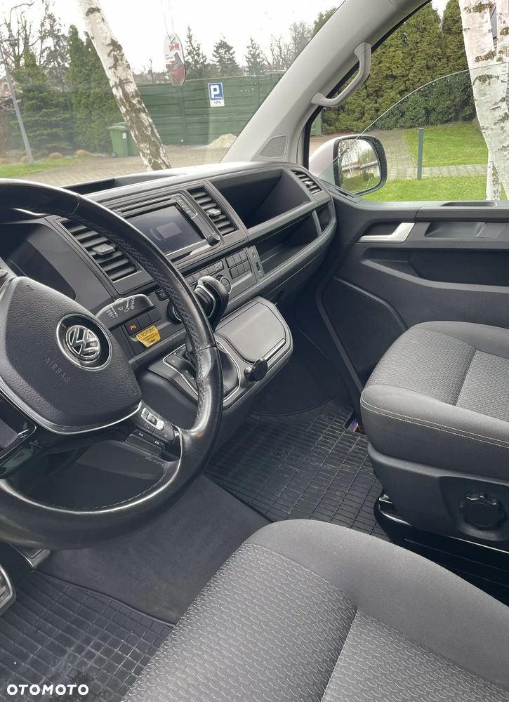 Volkswagen Multivan - 3