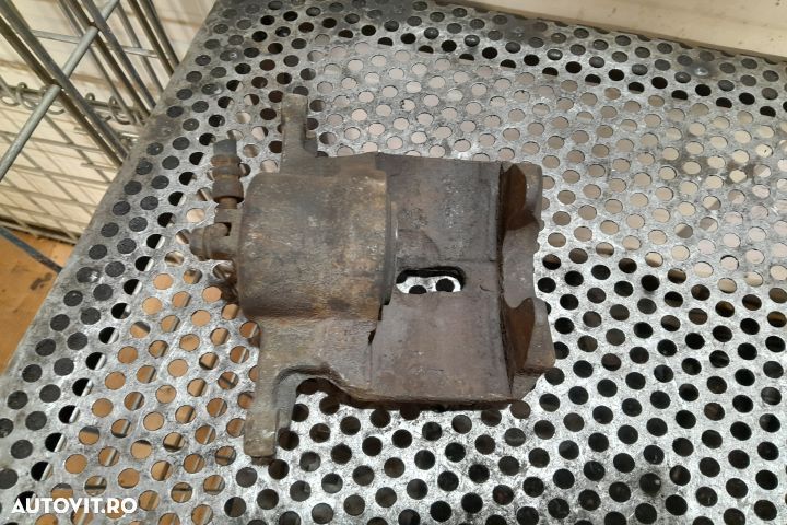 Etrier fata dreapta Nissan X-Trail T30 [facelift] [2003 - 2007] Cross - 4