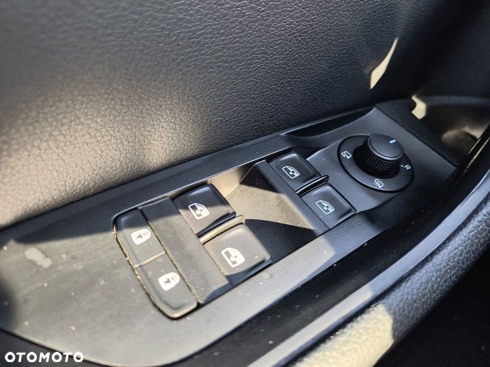 Skoda Superb 2.0 TDI SCR Ambition DSG - 22