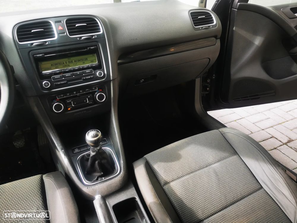VW Golf 1.6 TDi Confortline - 17