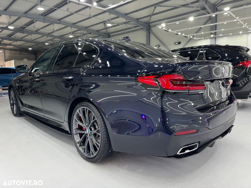 BMW Seria 5 540i xDrive Aut. Sport Line - 4