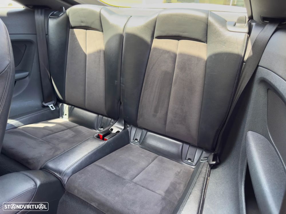 Audi TT Coupé 2.0 TDI S-line - 8