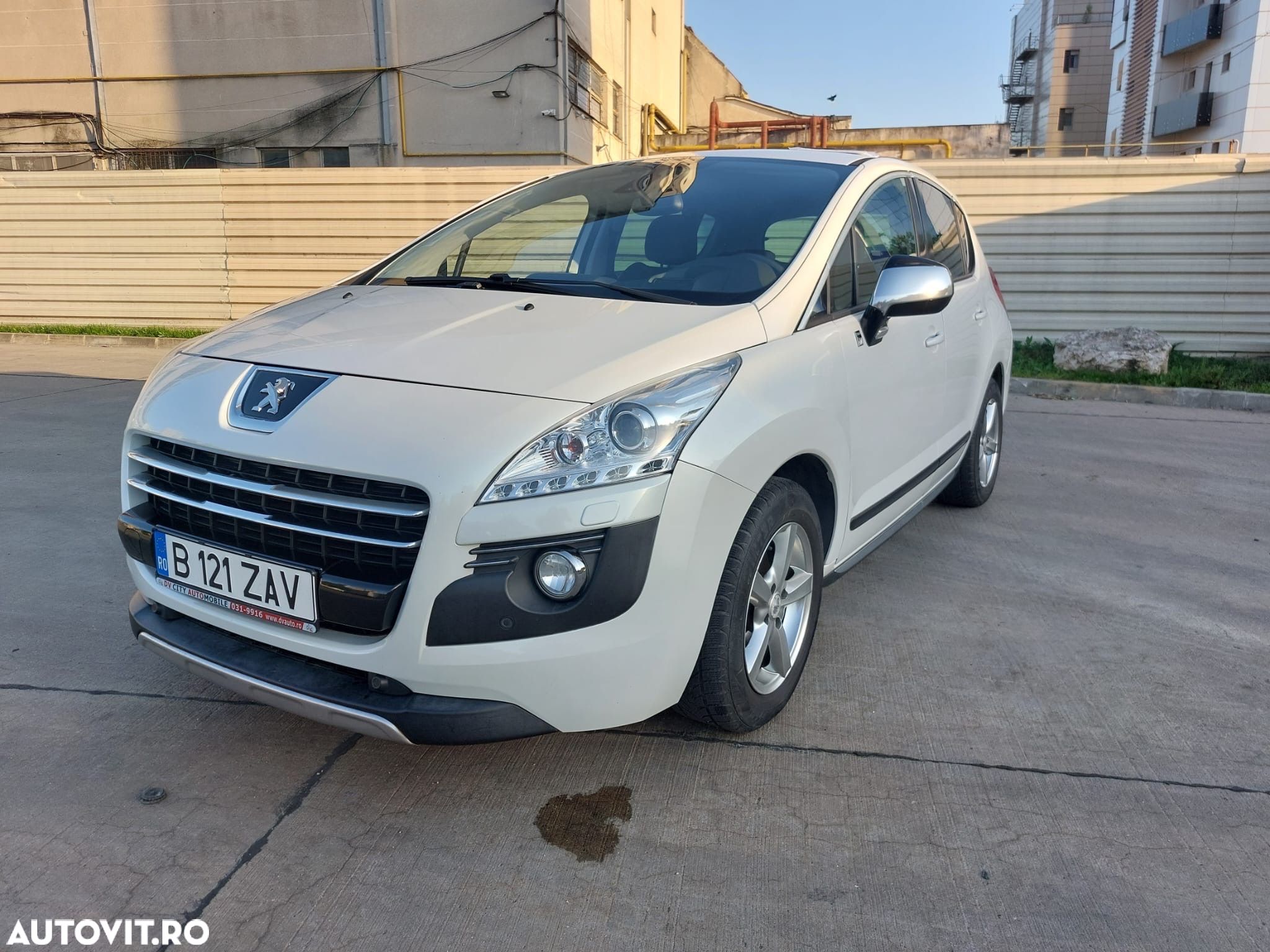 Peugeot 3008 Hybrid4 88g/85g - 1