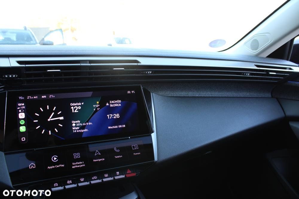 Peugeot 408 - 19