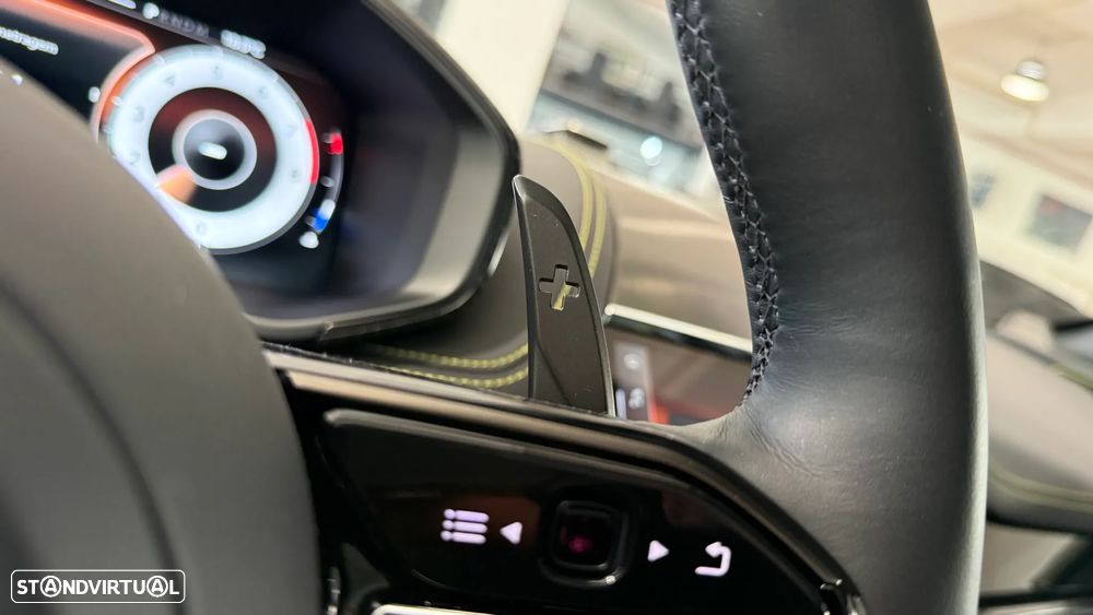 Aston Martin DBX 707 AMR24 - 35