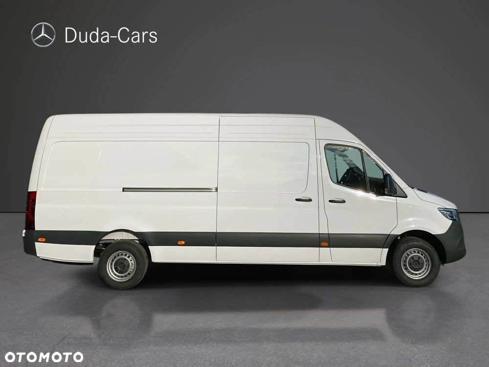 Mercedes-Benz Sprinter - 2