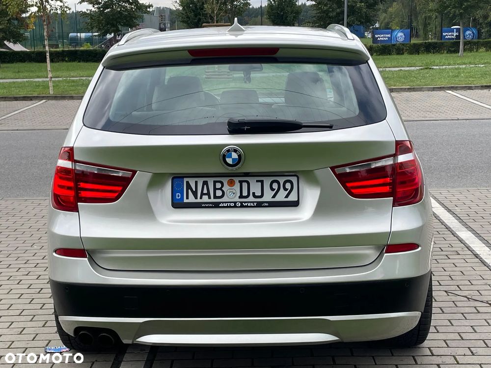 BMW X3 xDrive30d Advantage - 4