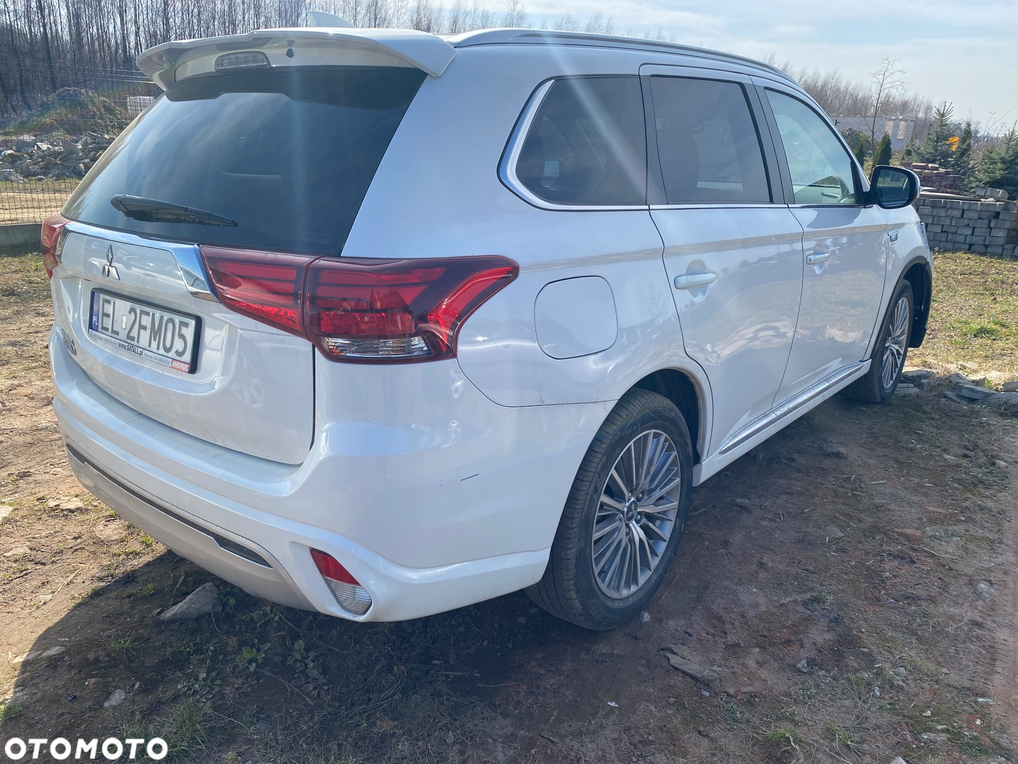 Mitsubishi Outlander PHEV Instyle - 7
