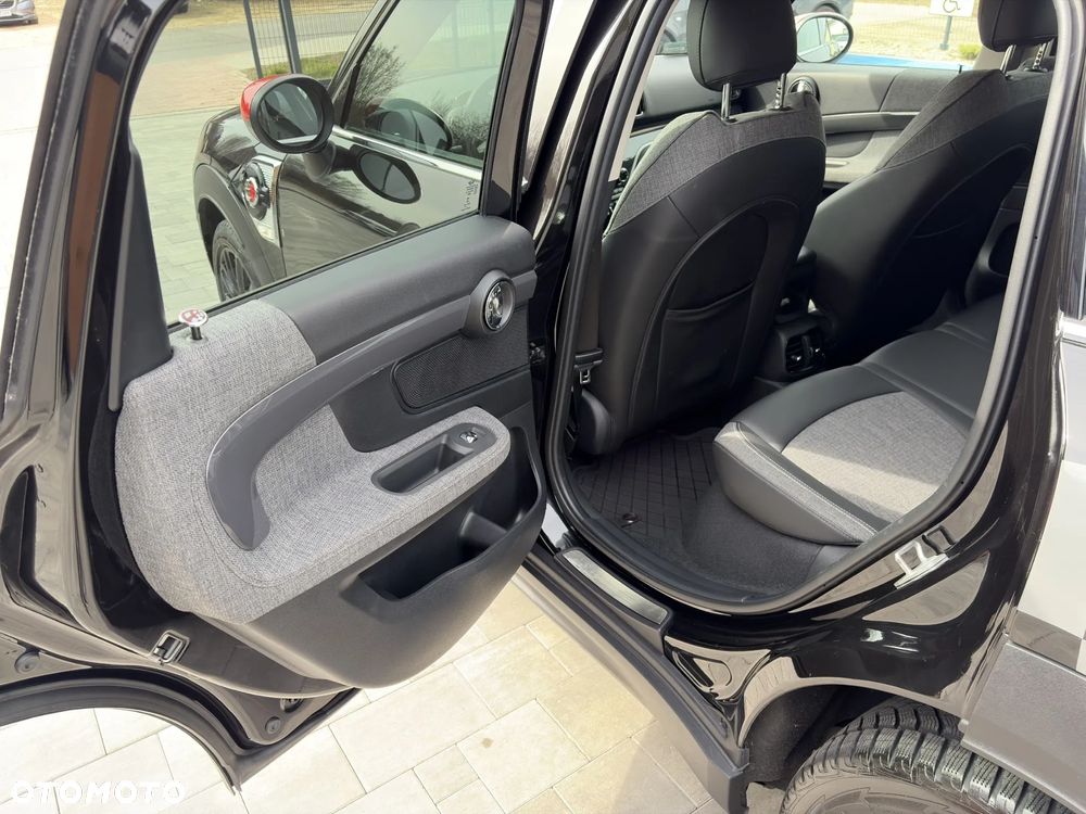 MINI Countryman - 16