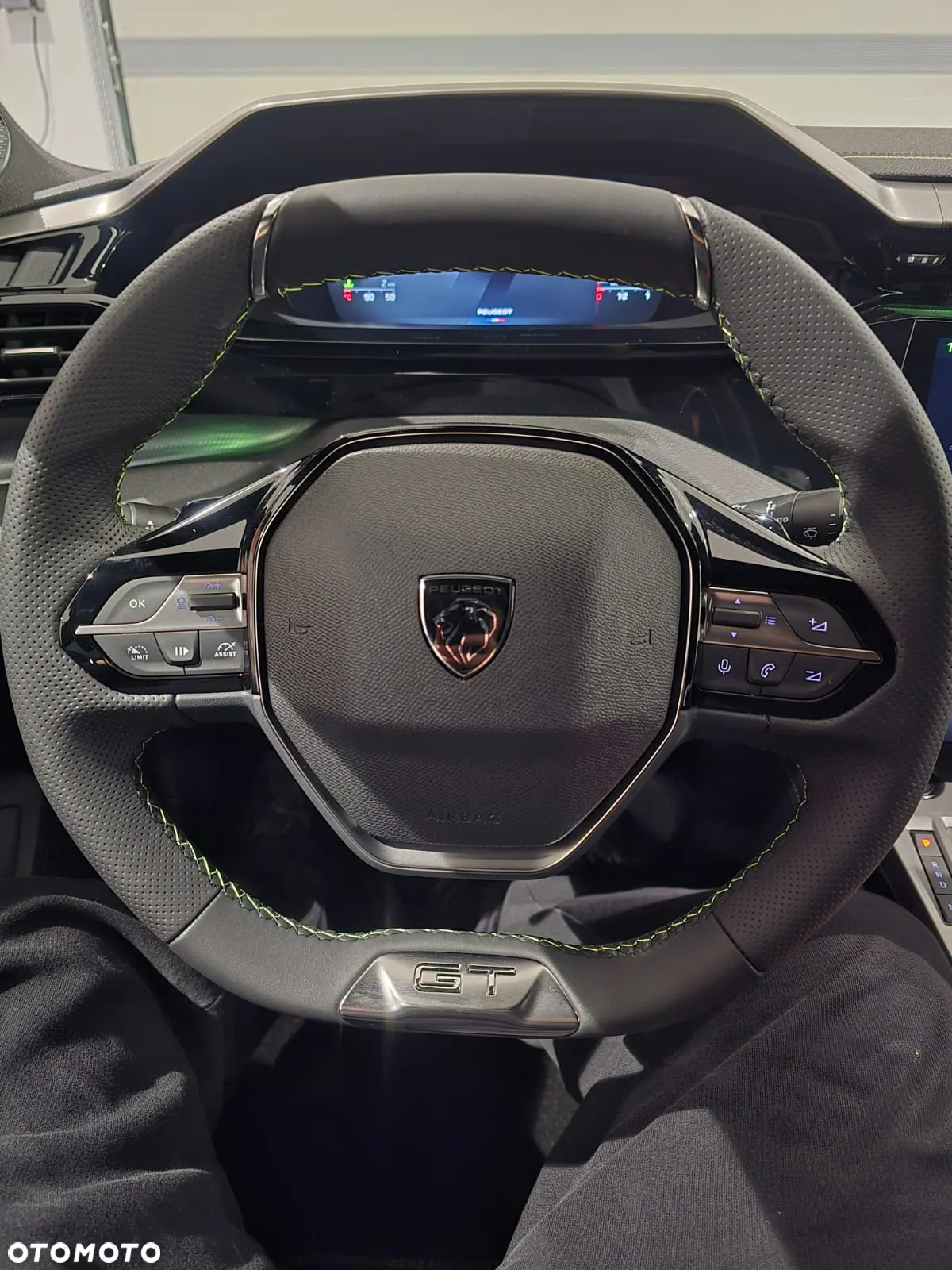 Peugeot 408 1.2 PureTech mHEV GT S&S e-DSC6 - 12
