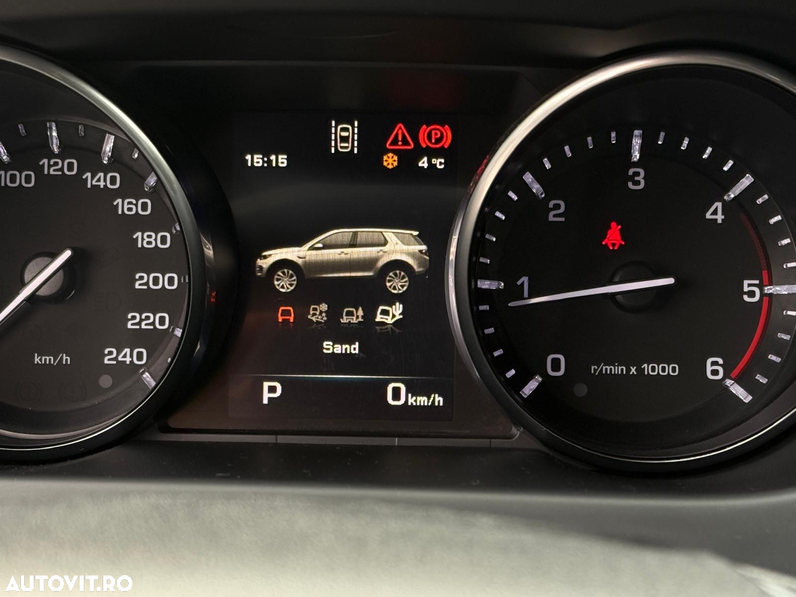 Land Rover Discovery Sport 2.0 l TD4 HSE Luxury Aut. - 33
