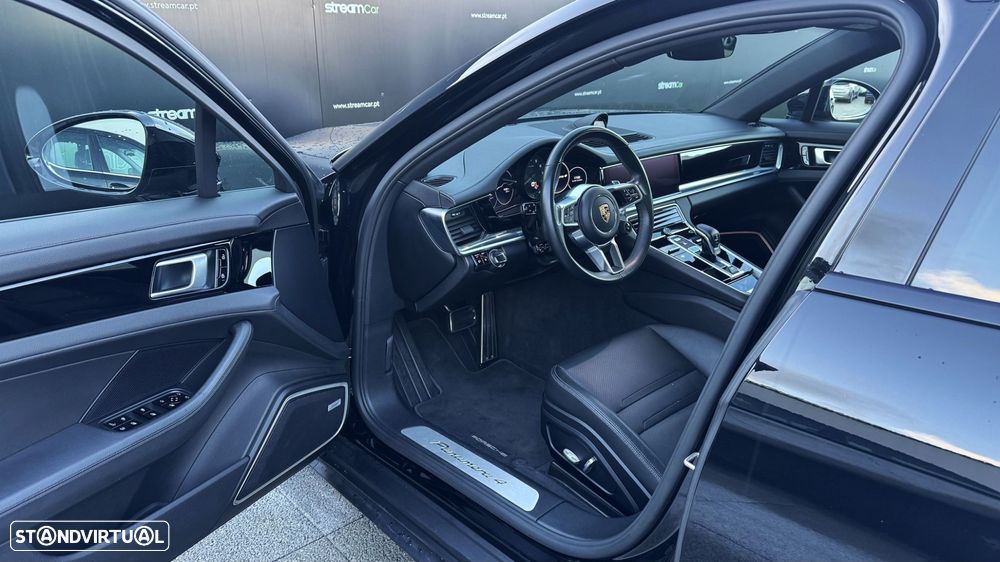 Porsche Panamera 4 E-Hybrid Platinum Edition - 11