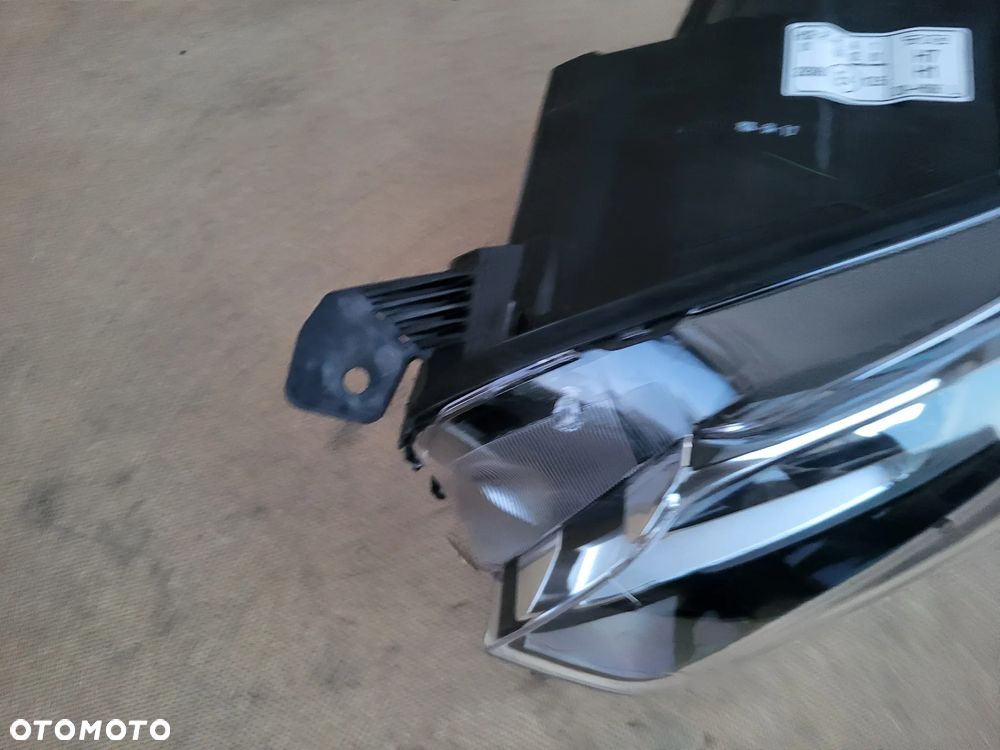 Reflektor Elektryczny Lewy OPEL VIVARO CITROEN JUMPY 19 - 3