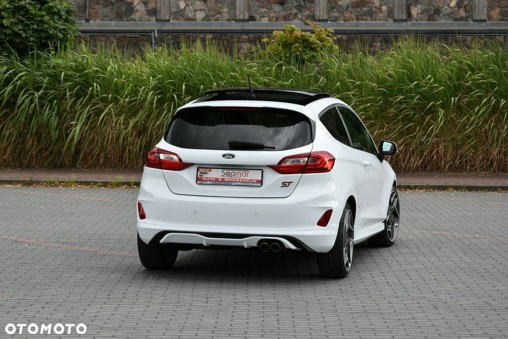 Ford Fiesta 1.5 EcoBoost S&S ST X - 5