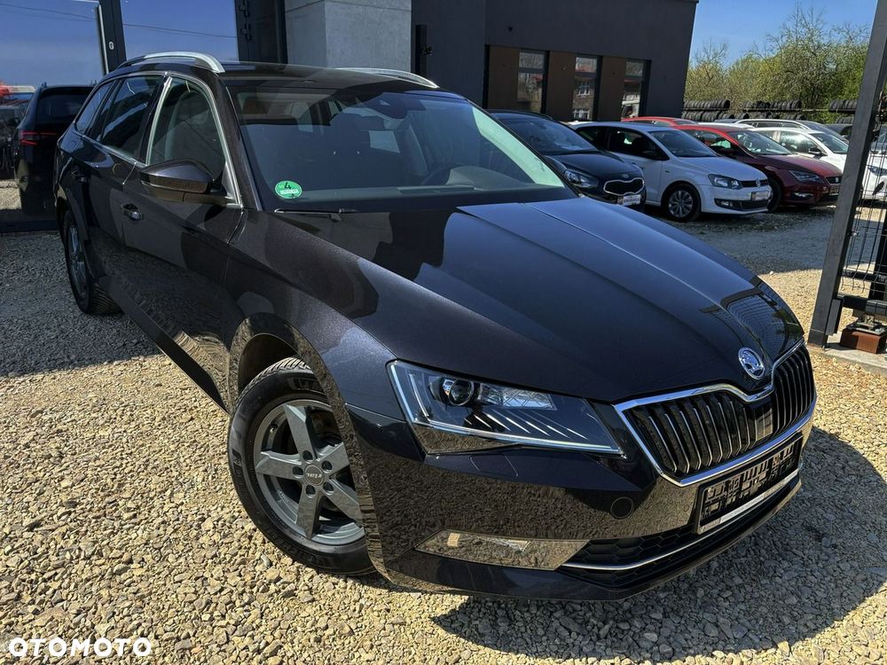 Skoda Superb 2.0 TDI Sportline DSG - 3