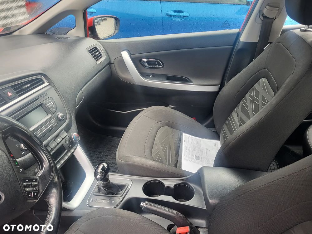 Kia Ceed Cee'd 1.6 CRDi M DCT - 11