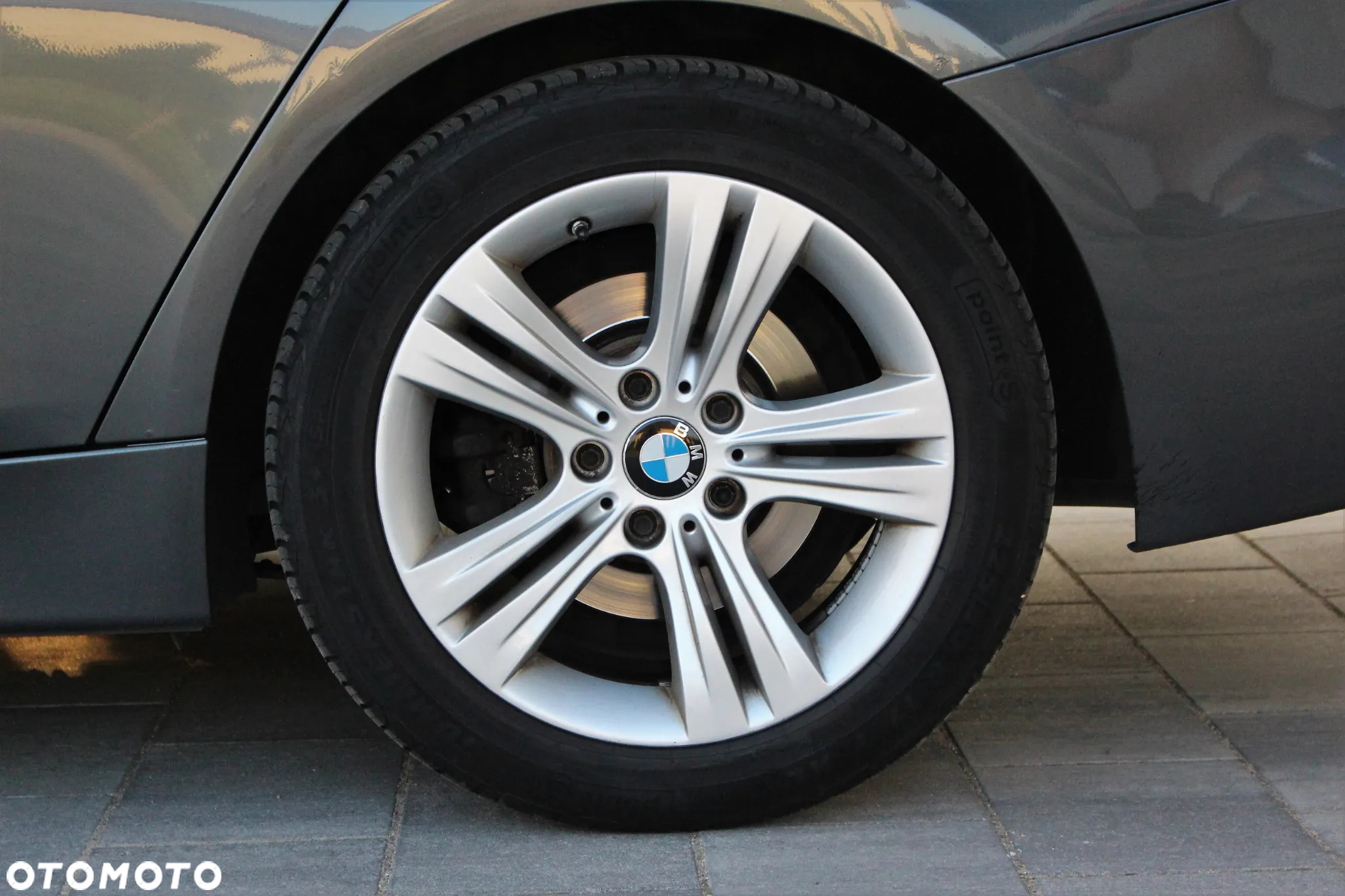 BMW Seria 3 316i Touring Sport Line - 16