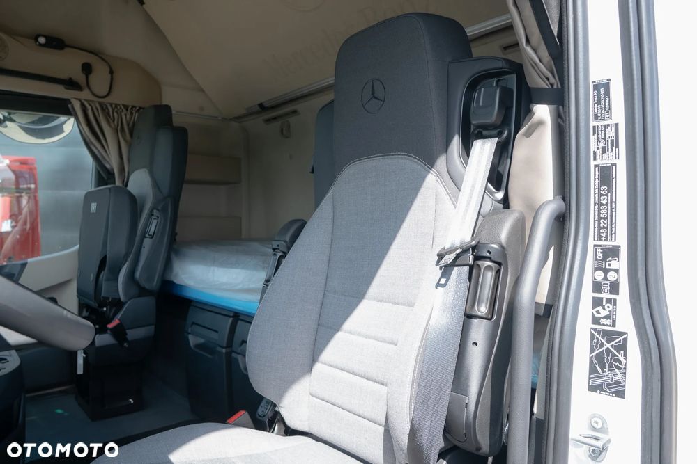 Mercedes-Benz ACTROS 2551 LS 6x2 oś pchana - 10