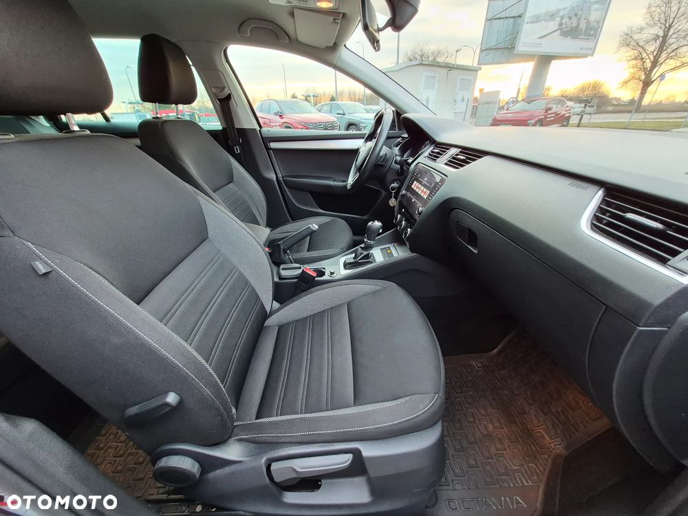 Skoda Octavia 1.5 TSI ACT Ambition DSG - 17