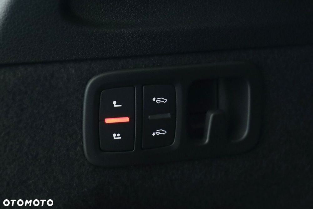 Audi Q7 60 TFSI e PHEV Quattro S Line Tiptr - 8