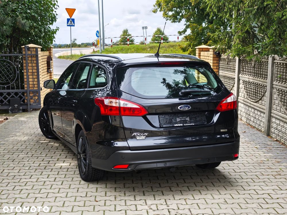 Ford Focus 1.6 TDCi DPF Champions Edition - 4