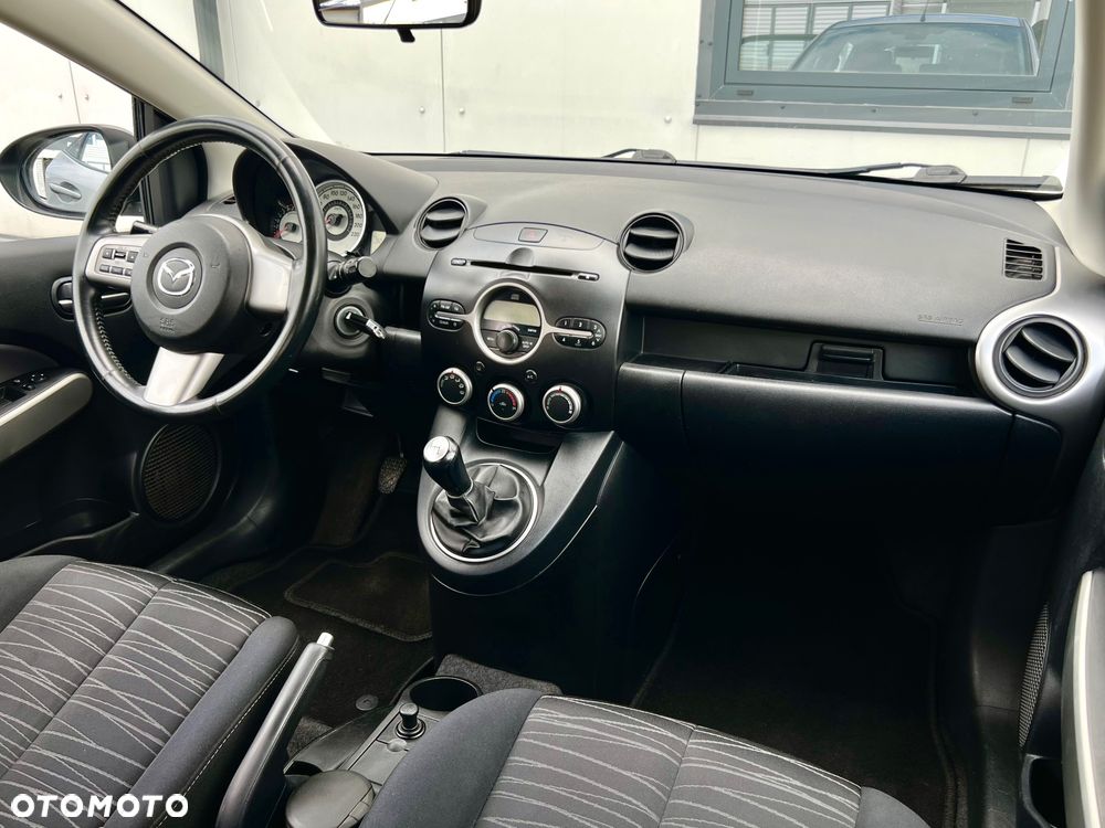 Mazda 2 1.3 Dynamic - 18