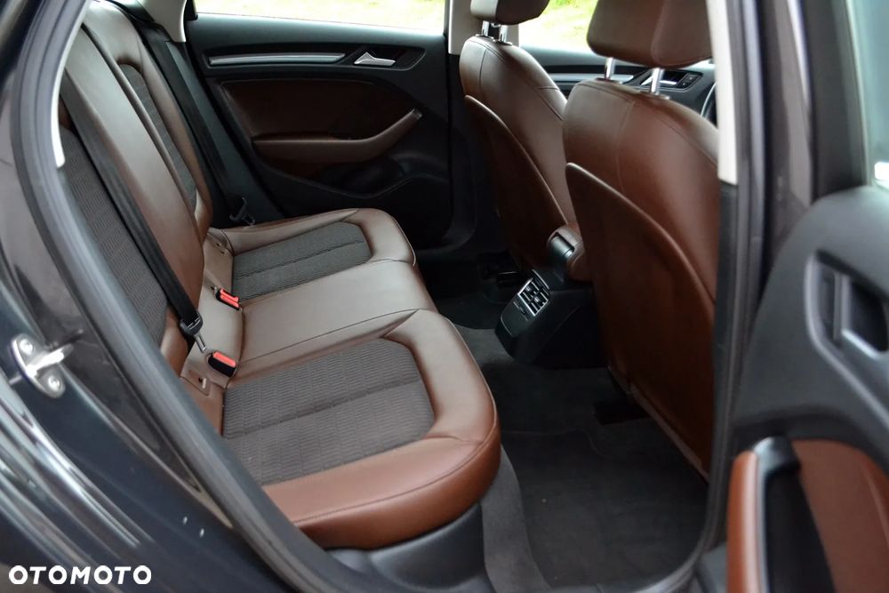 Audi A3 Sportback 1.6 TDI Ambiente - 10