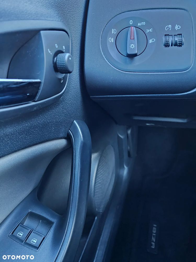 Seat Ibiza 1.2 TSI Style Viva - 24