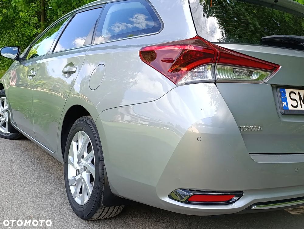 Toyota Auris 1.6 Comfort - 31