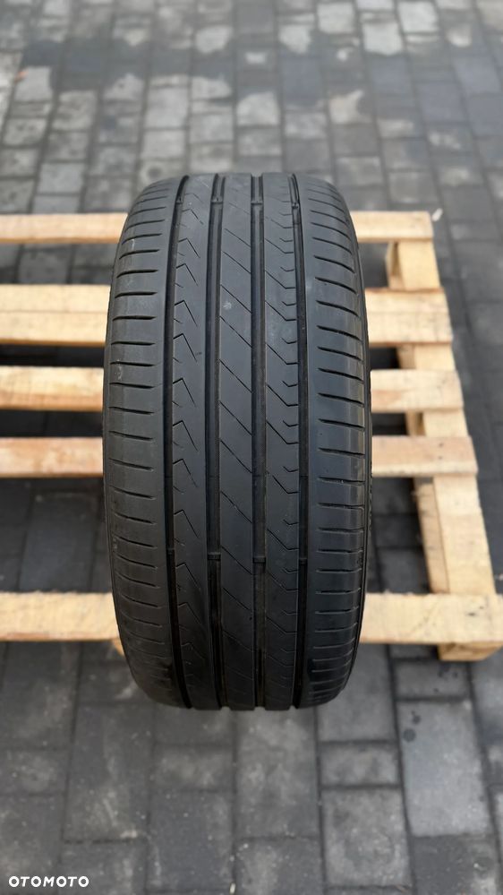 Opona 235/40/19 Landsail Sentury Qirin 990 235/40 r19 96Y