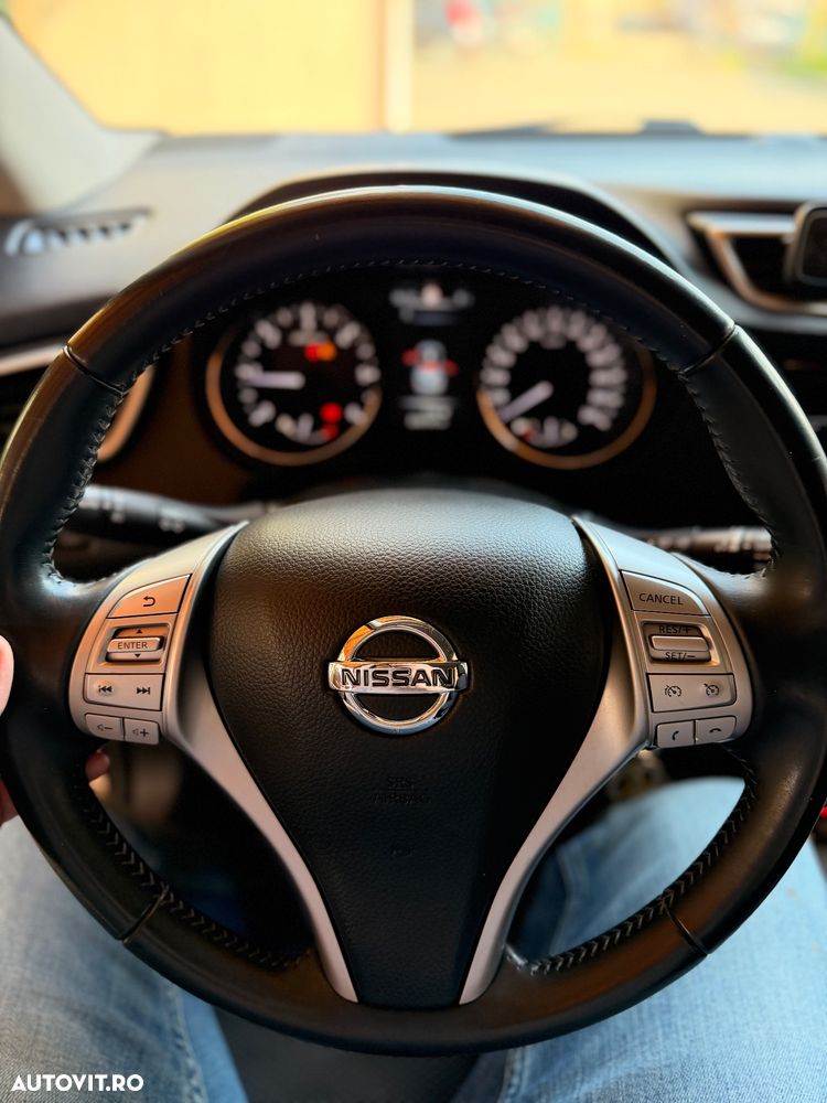 Nissan Qashqai 1.5 DCI Start/Stop N-Connecta - 5